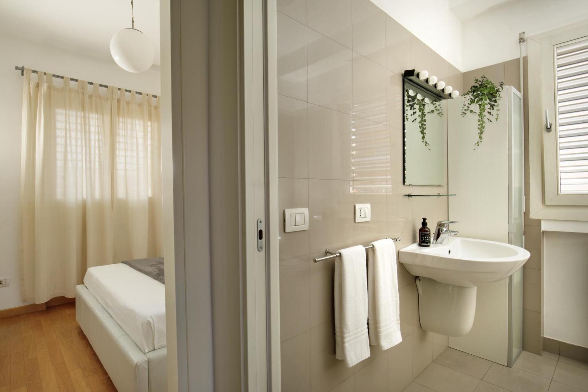 The Right Place 4U Monteverde Apartment Roma Esterno foto
